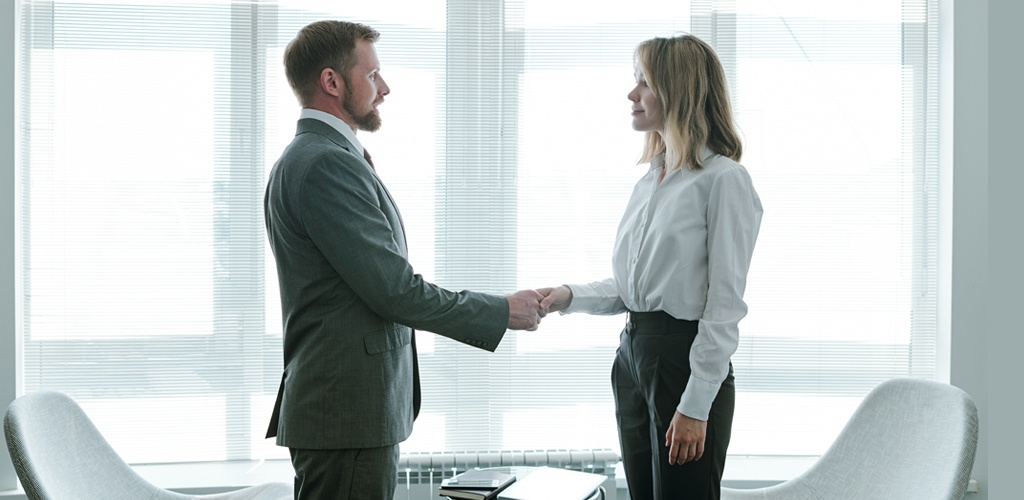 how-to-hire-a-sales-representative